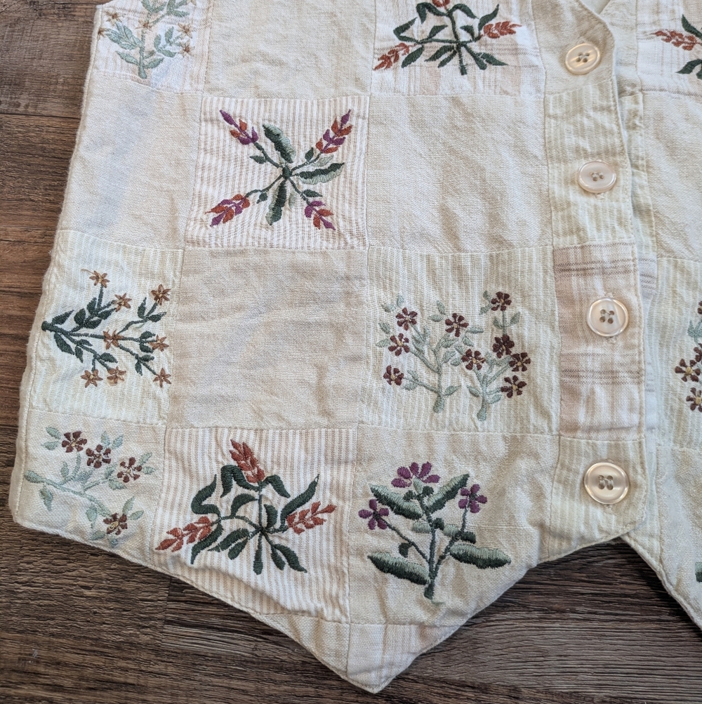 Vintage New Directions Patchwork Embroidered Flor… - image 6